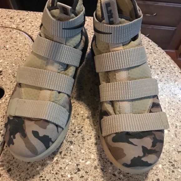 Nike Lebron soldier - Picture 4 of 4